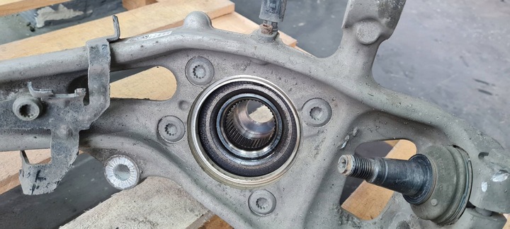 фото №13, A4 b9 8w рестайлінг поворотна опора ліва лівий перед 8w0407253f 8w0407559 a5 8w