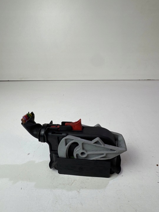 фото №5, Штекер роз'єм насоса abs audi a4 b7 h bf