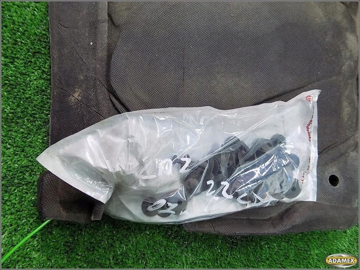 фото №6, Mercedes c-klasa 203 шумоізоляція шумоізоляція капота