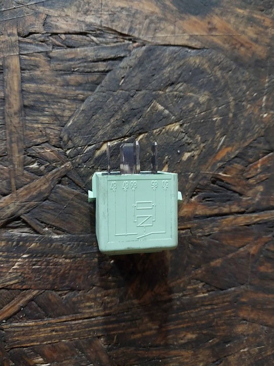 фото №10, Реле bmw e36 8373700 61368373700