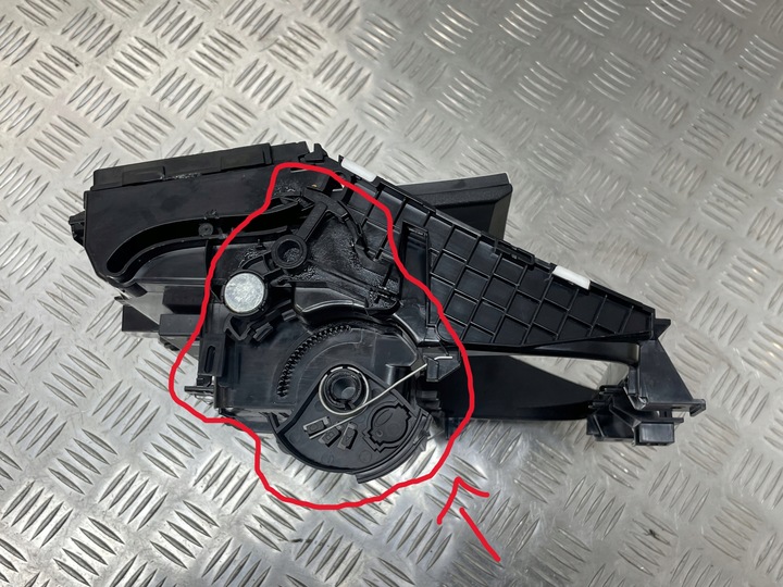 фото №9, Bmw g22 g26 g42 g80 g82 m4 бардачок средней консоли перед tetragon 5a55205