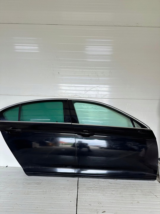 фото №1, Vw passat b8 sedan 2015 дверь правые перед передние зад задние комплектные lc9x