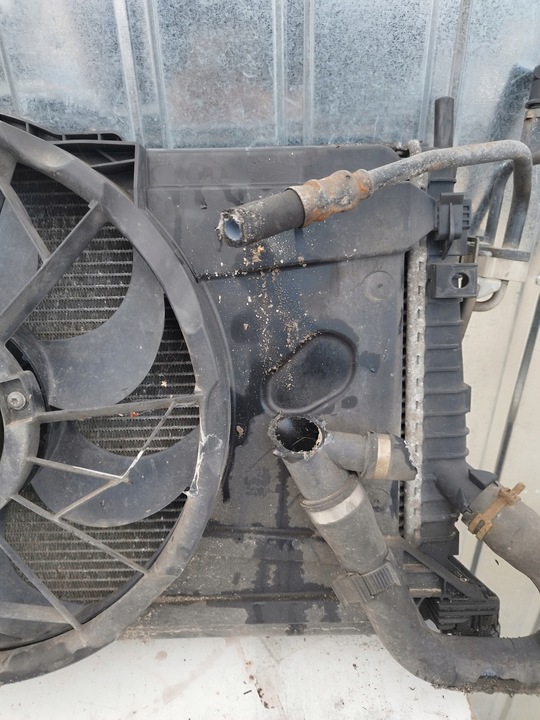 фото №14, Радіаторів води + кондиціонера + вентилятор 2.0 d volvo s40 ii v50 2003-2006