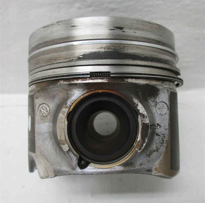 фото №6, Поршень audi a8 d4 4.2 tdi cds 83l82 узкий кольцо