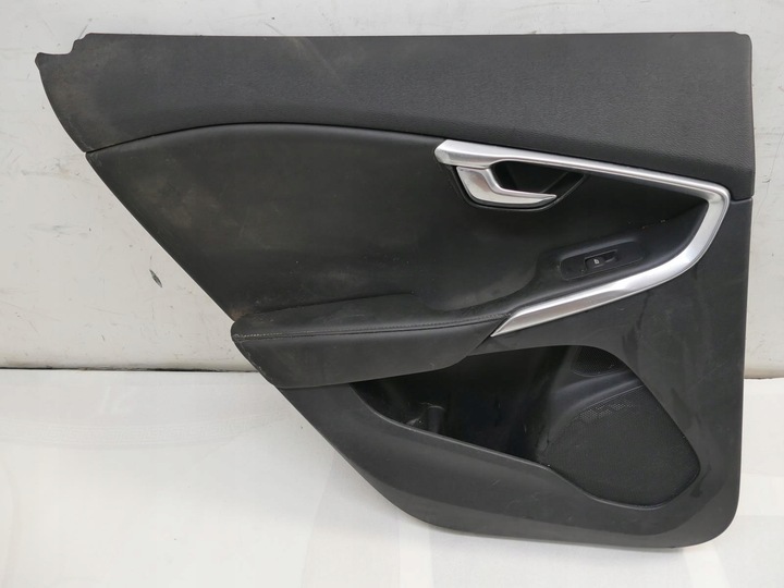 фото №1, Volvo v40 ii боковина дверь левый зад обивка 16r