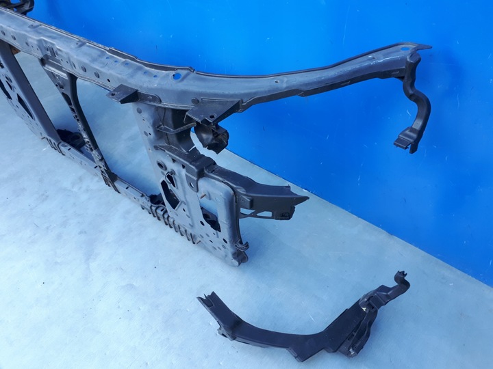 фото №4, Hyundai i30 06-09 2006- pas переднее усилитель