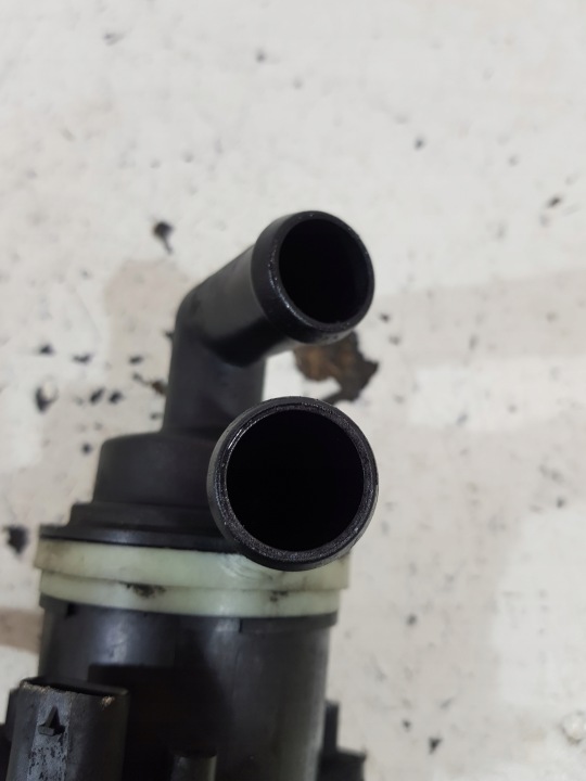 фото №11, Додатковий водяна помпа  5n0965561a vw skoda audi a4 b8 a5 q5 a6 c7 2.0 tdi