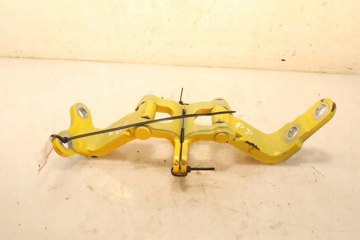 фото №5, Петля двері праві перед lexus lbx 1.5 гібрид