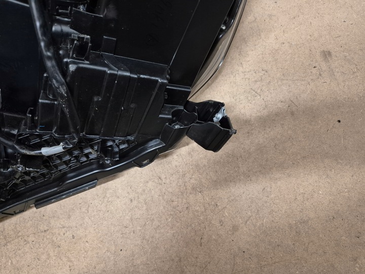 фото №12, Nissan x-trail t32 рестайлинг лампа фара полный led правый европа