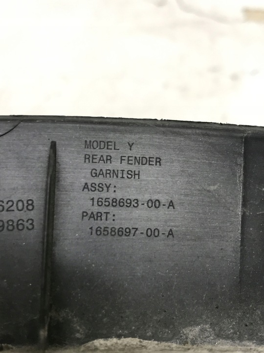 фото №11, Tesla y планка na крило права задня 1683862-00-a