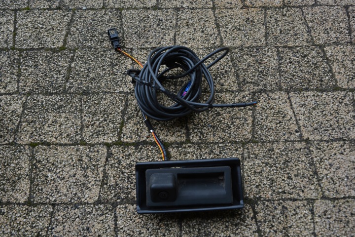 фото №8, Камера крышки багажника vw jetta 5c6827566b