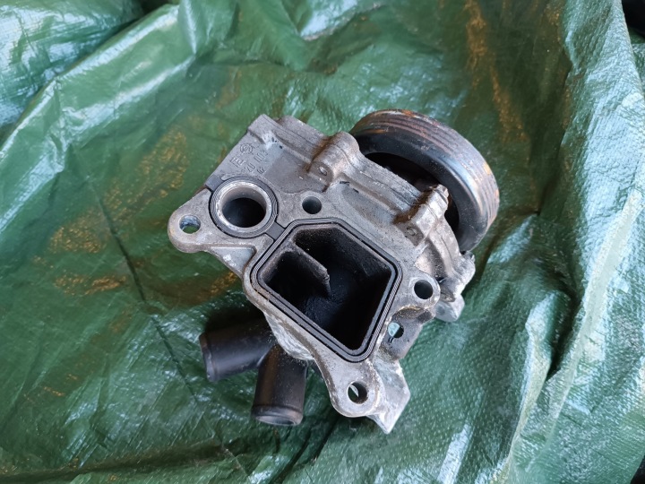 фото №14, 0003249v002 smart fortwo 450 0.6 водяной насос a1602020010