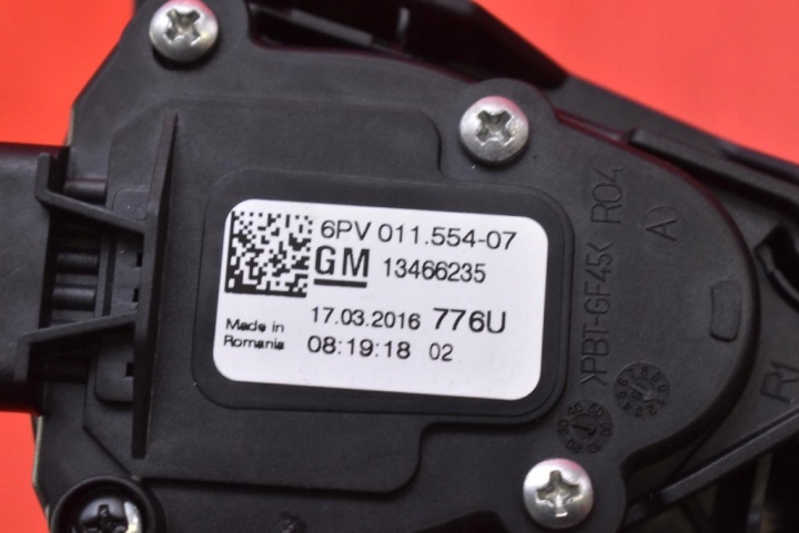 фото №6, Потенциометр педаль газа 13466235 opel astra 5 v k 1.6 cdti 136 km 15-20