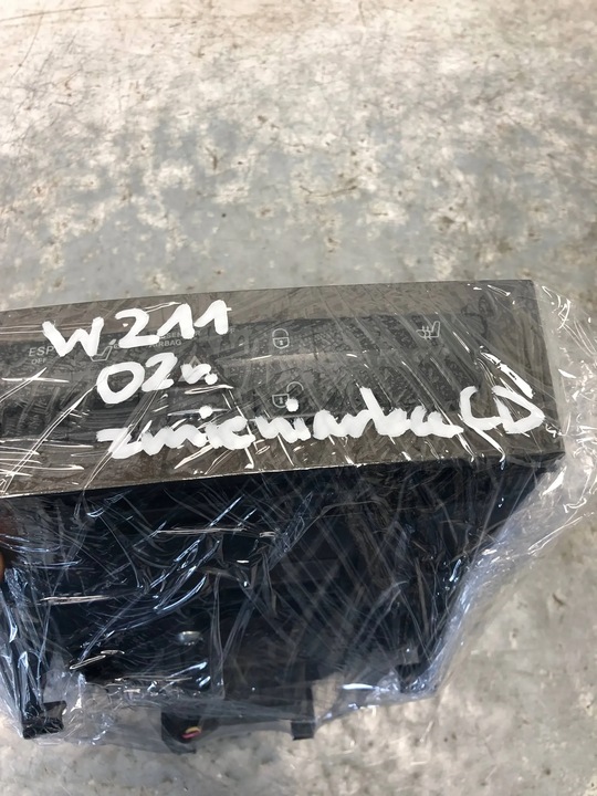 фото №7, Перемикачі кнопки чейнджер cd mercedes w211 a2116800552