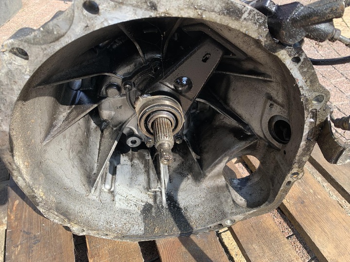 фото №9, Коробка передач коробки передач mazda rx8 231 km ___ 2005