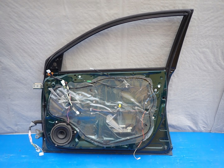 фото №13, Toyota avensis t25 02- двері передні праві 6s3