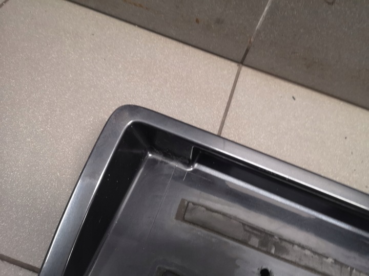 фото №2, Накладка крышки багажника audi a8 d2 4d0853465b