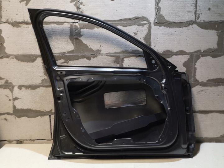 фото №8, Дверь левый перед mercedes c w205