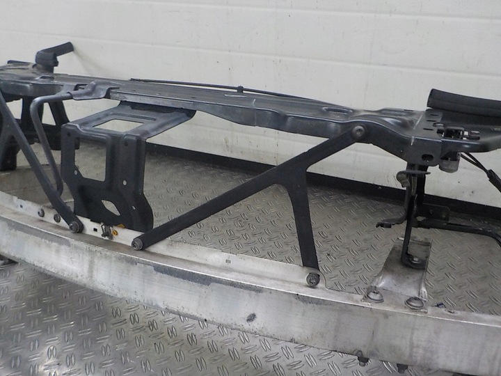 фото №11, Mercedes w207 купе 09- pas перед радиатор балка