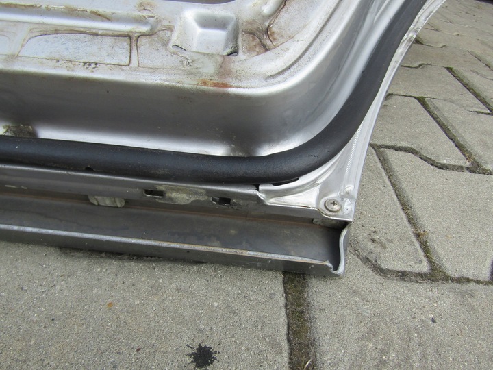 фото №12, 6 mercedes w124 універсал двері праві задні зад