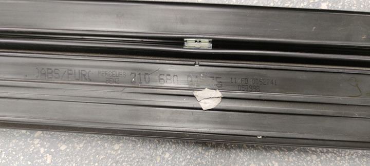 фото №9, Mercedes w210 накладка порога передня 2106800135