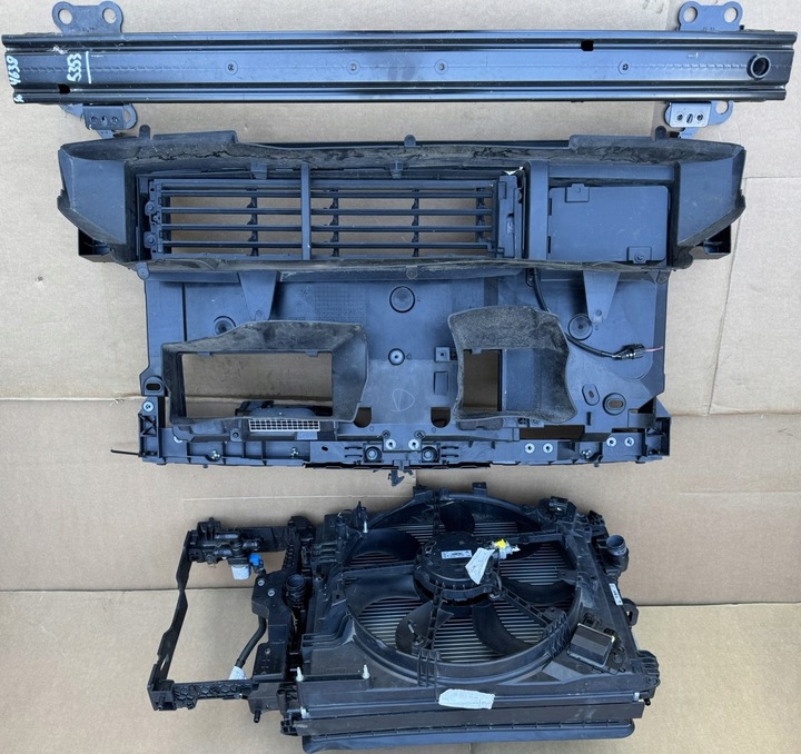 фото №11, Радіатор pas переднє балка 625001359r 544017619r megane iv e-tech гібрид