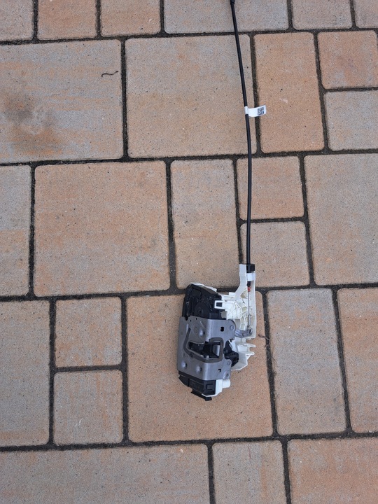 фото №2, Mercedes sprinter замок дверь задних a 9107407500