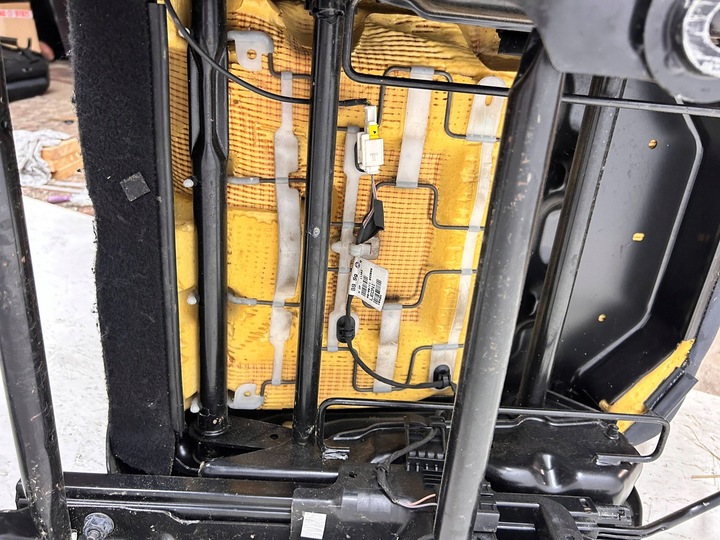 фото №9, Peugeot partner 2011 сиденье переднее водителя