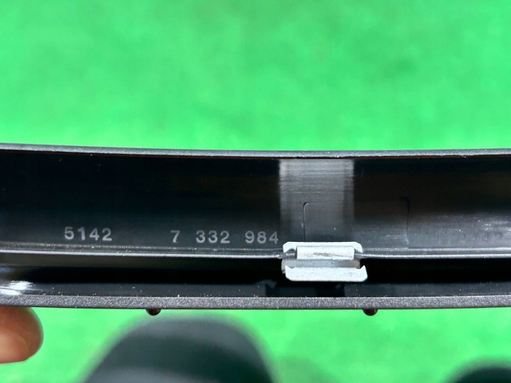 фото №8, Bmw 2 f46 gran tourer защита рамка стёкла дверь правая зад 7332984