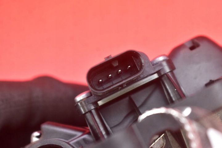 фото №12, Ручка права перед передня хром 1081832-00-h tesla модель 3 17-21