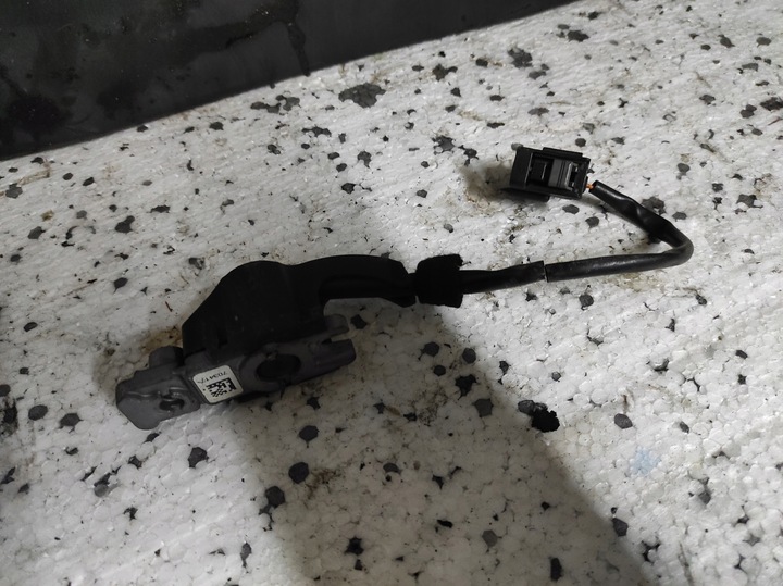 фото №1, Volvo v40 ii патрон / заряд капота 31305432