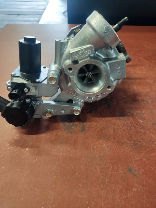фото №8, Турбонагнітач toyota land cruiser v8 17201-51030 нова