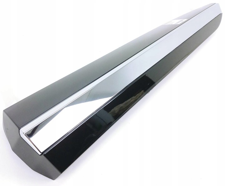 фото №3, Volkswagen оригинальный номер 3g8853991b планка дверь