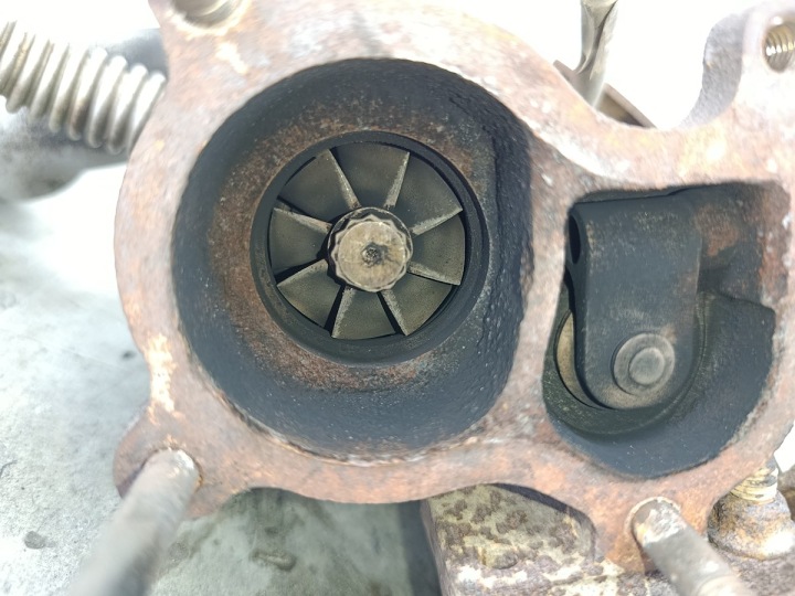 фото №8, Турбіна з колектор fiat doblo i fl 55181245 ihi turbo 1.9 jtd