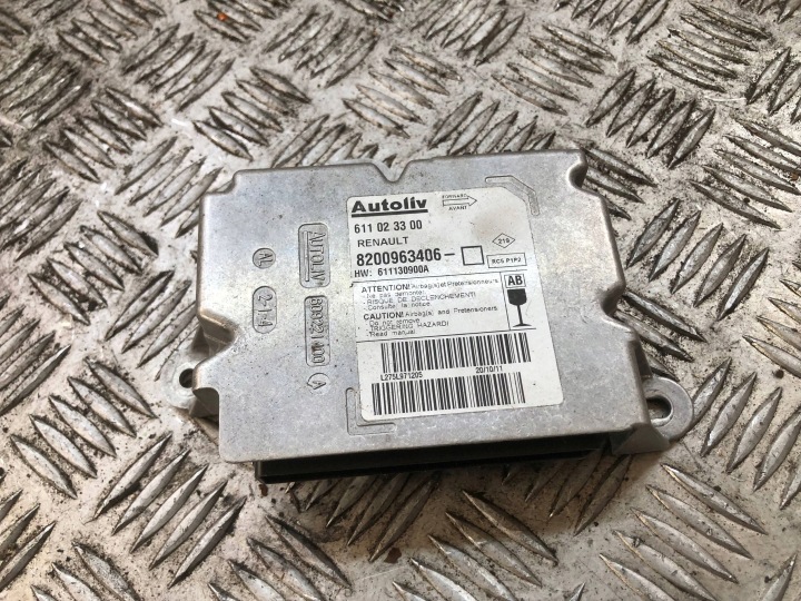 фото №1, Чистий odnowiony блок керування  подушка  renault clio iii 8200963406