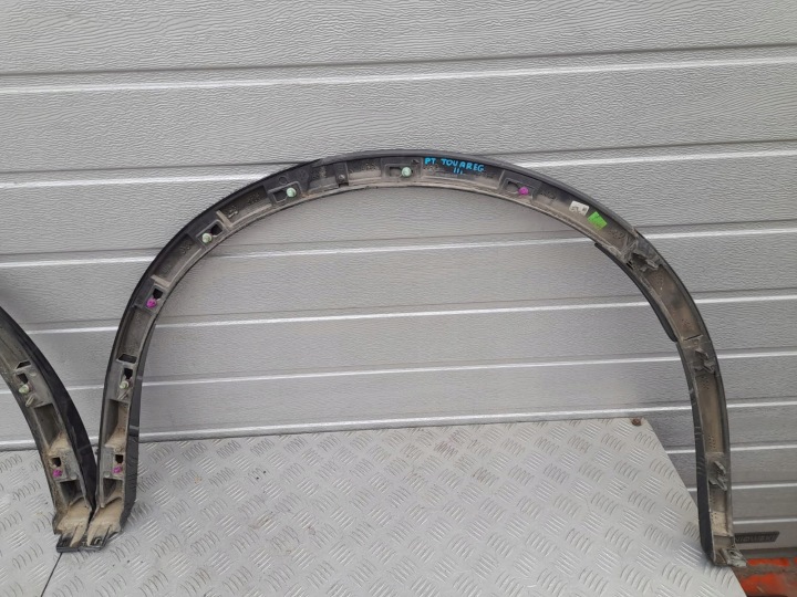 фото №15, Volkswagen touareg iii молдинг зад права 760853817c 760853818c