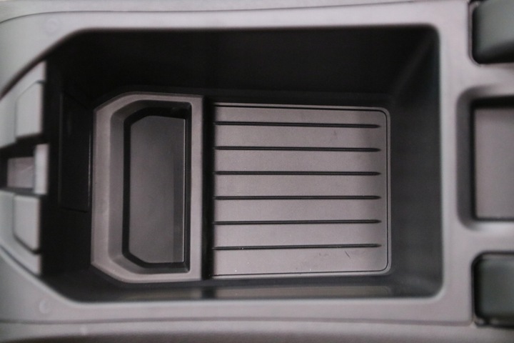 фото №11, Bmw x3 g01 x4 g02 туннель средний подлокотник механическая коробка передач серый nić европа