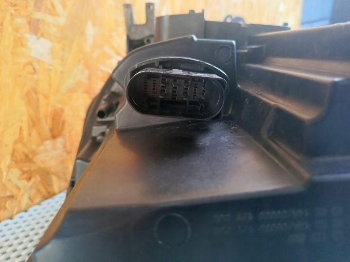 фото №12, Фара передня права audi a4 повний led 8w0.941.034
