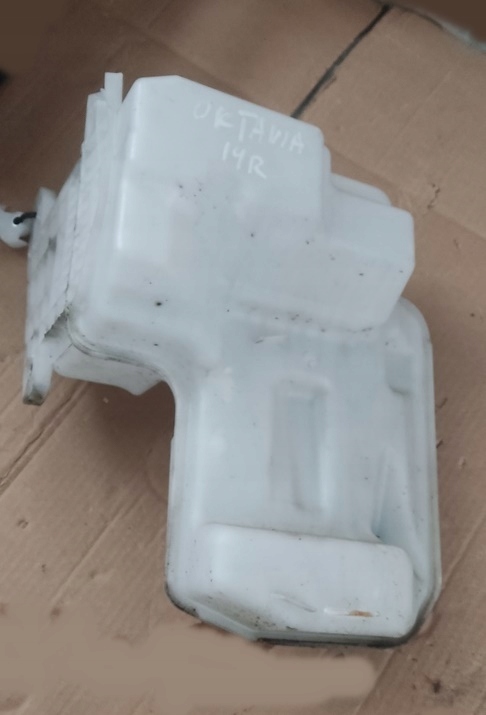 фото №5, Skoda octavia iii универсал бак омывателя