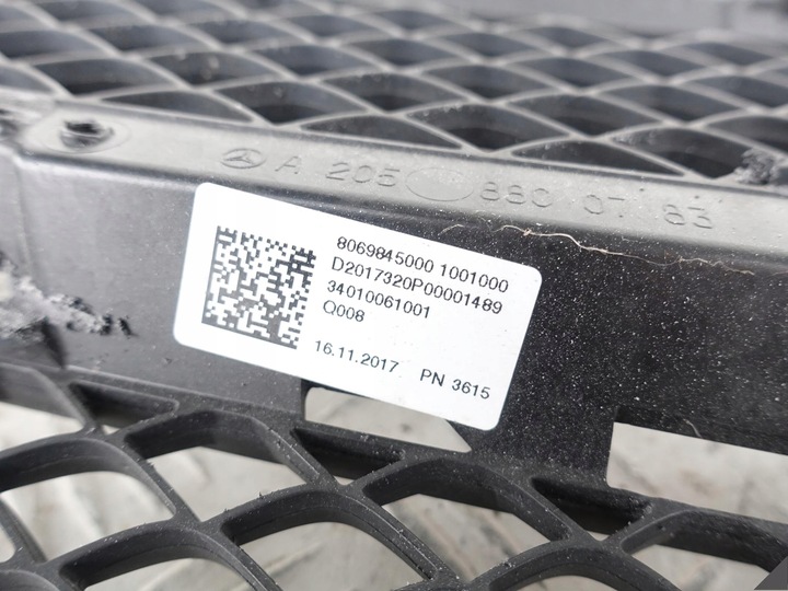 фото №9, Mercedes c-klasa 205 14-18 решётка радиатора решётка перед