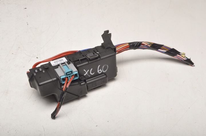 фото №1, Volvo s60 ii v60 xc60 i коробка предохранителей 3800159