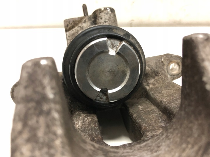 фото №9, S018j120 суппорт тормозной алюминий левый зад задний audi a4 b5 1.8b