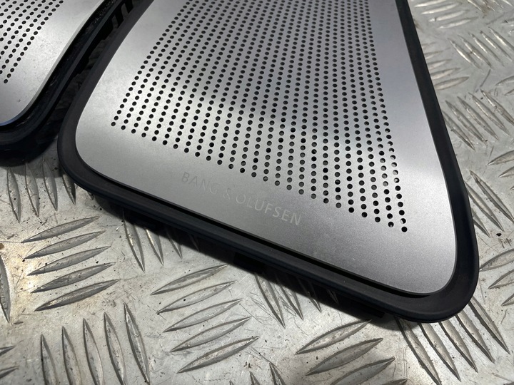 фото №7, Решітки динаміків полиці багажника bang olufsen bmw f10