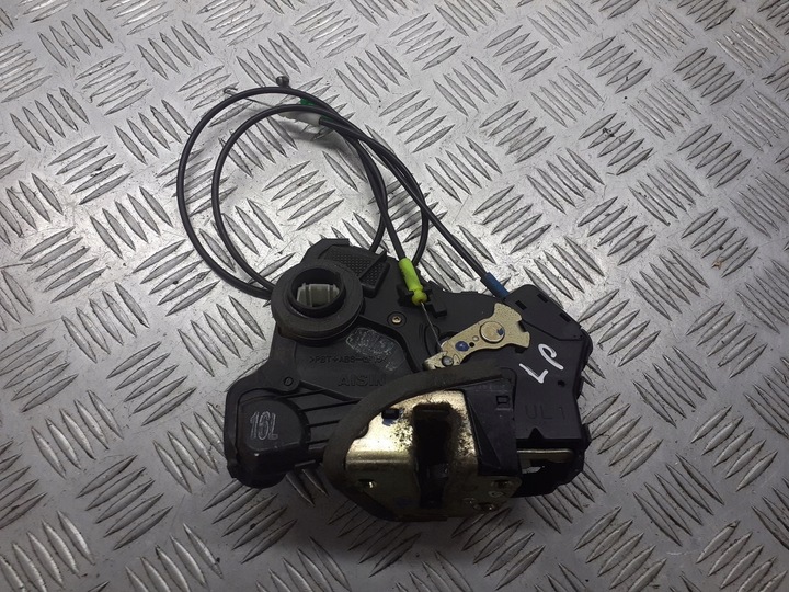 фото №1, Замок дверь левый перед toyota avensis t25 5pin