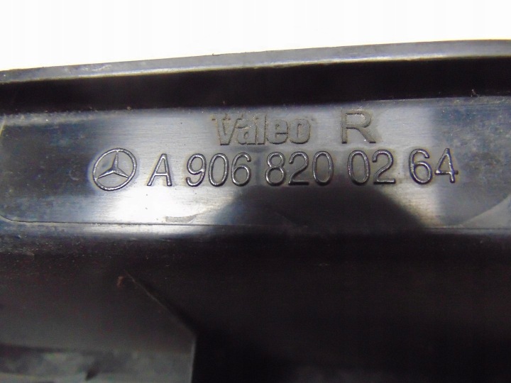 фото №16, Фара правая зад mercedes sprinter 906 a9068200264