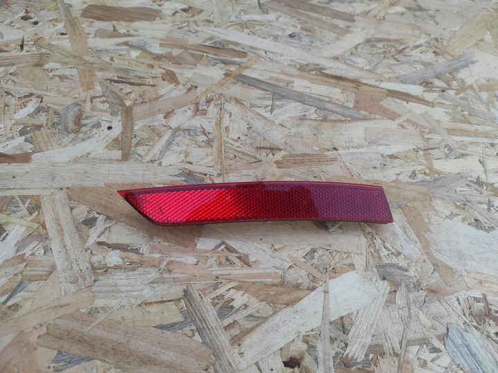 фото №1, Отражатель бампера зад правые vw passat b8