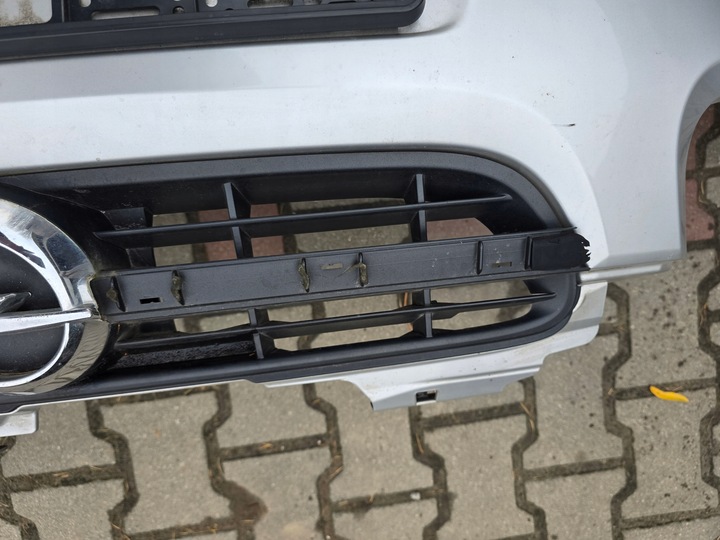 фото №7, Бампер перед переднее opel agila a цвет z157- na противотуманные фары