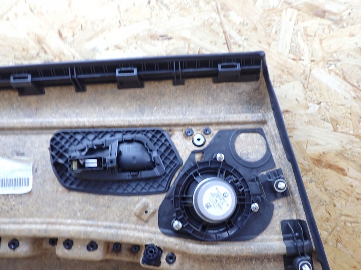 фото №13, Обивка боковина дверь правые зад bmw 316d e91 рестайлинг универсал европа