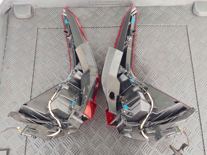 фото №6, Лампа led зад праві задня права 31468179 volvo v60 ii