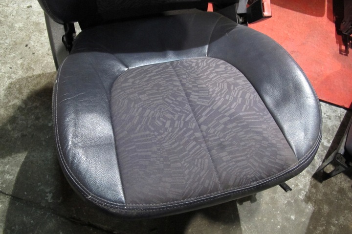 фото №9, Mercedes a-klasa w168 рестайлинг 01-04 сиденья левый правый диван полукожа kpl eu